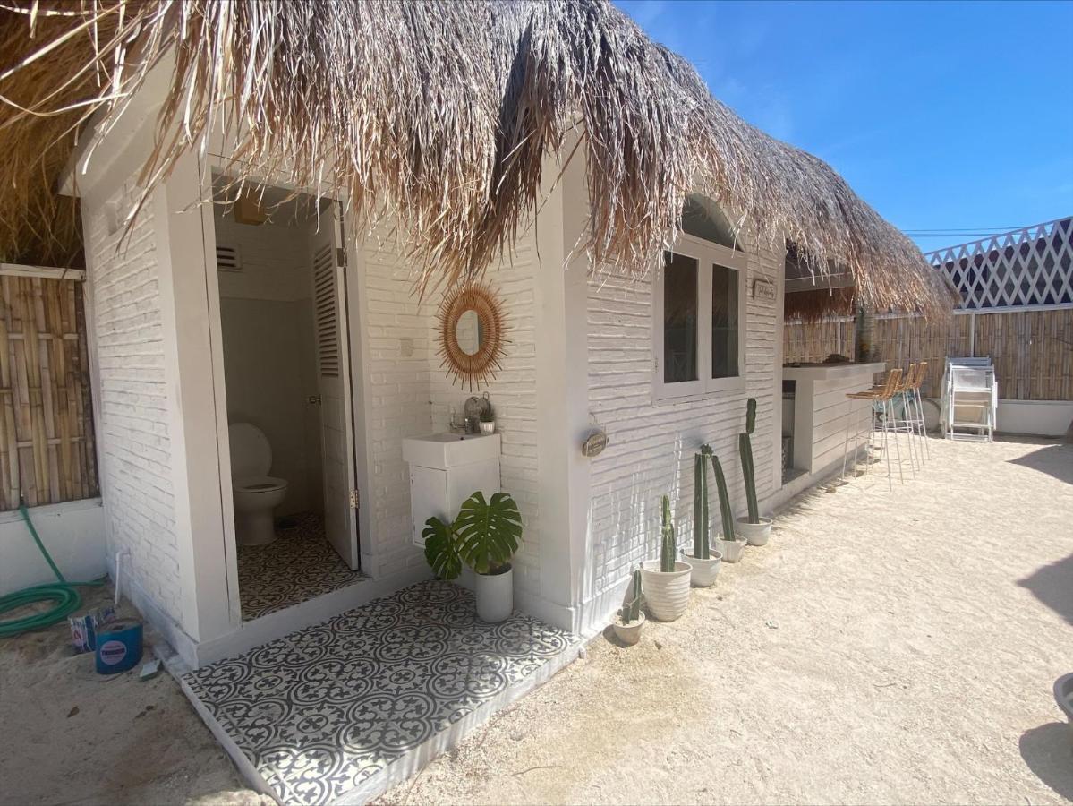 Love Coconut Bungalows Gili Trawangan Exterior photo