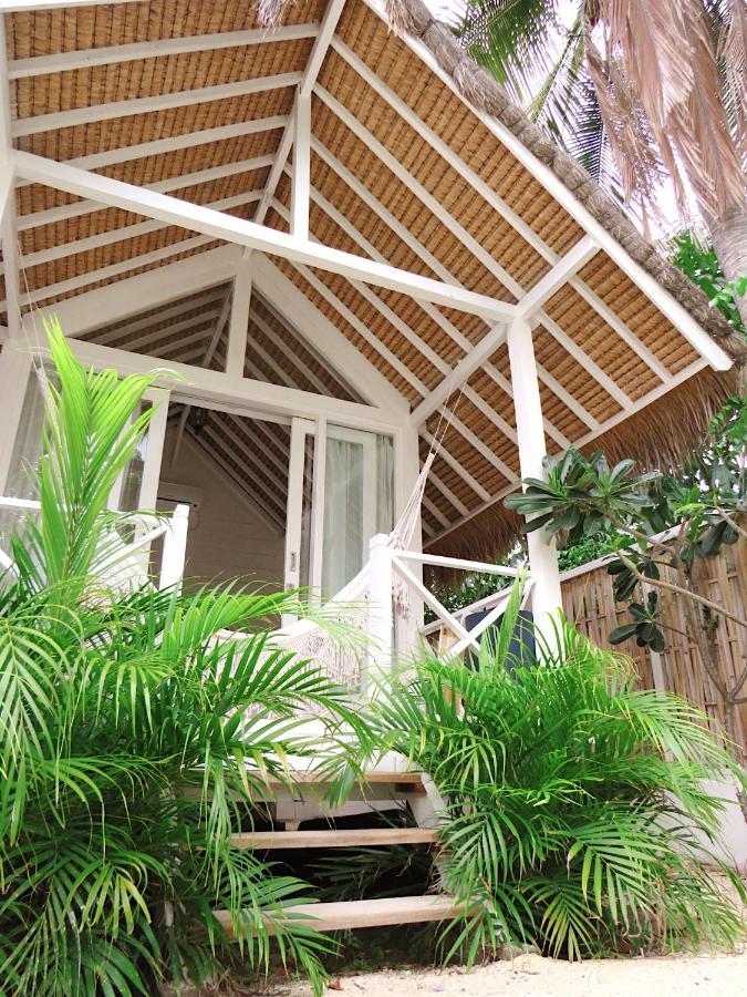 Love Coconut Bungalows Gili Trawangan Exterior photo